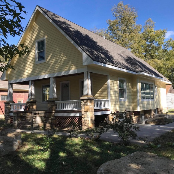 Meet your Posher, Donald - Picture 1 of 1